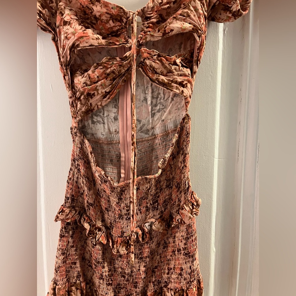 Floral Ruched pink Dress - Picture 2 of 3